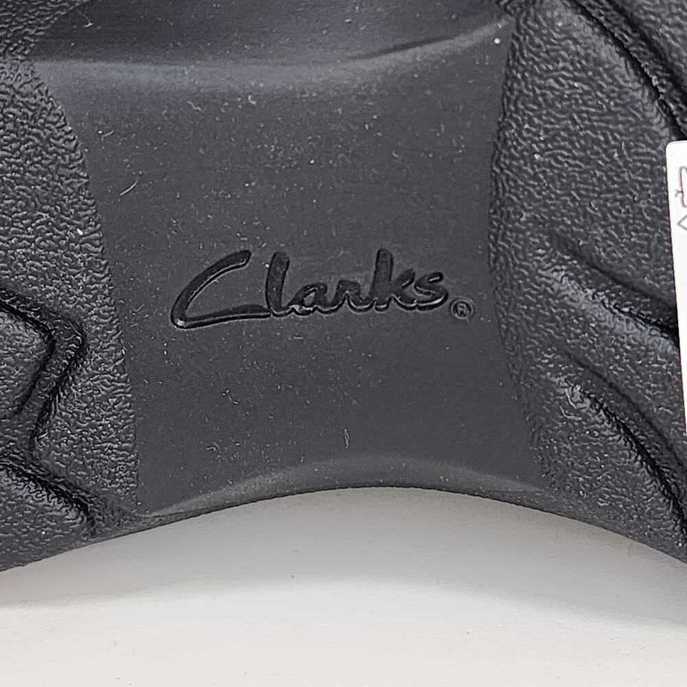 NEW - Clarks Women's Carleigh Style Mushroom Nubuck Ankle Boots - Size 7 M - Picture 7 of 9